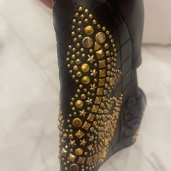Authentic Versace wedges - Picture 7 of 13